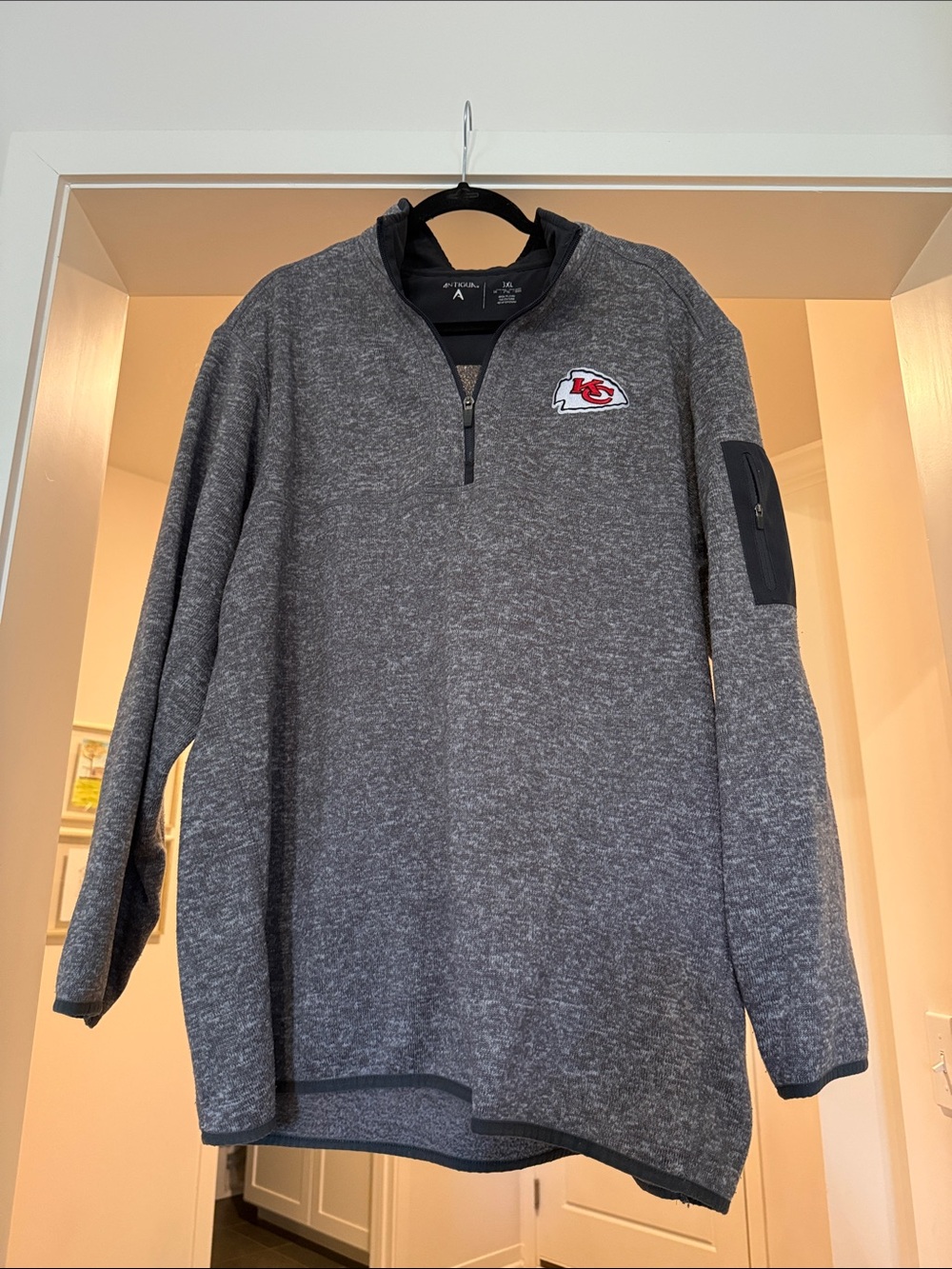 Antigua Gray Kansas City Chiefs Quarter-Zip Sweater